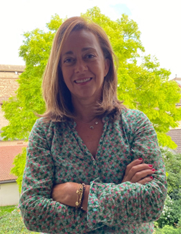 Julia Carbone 