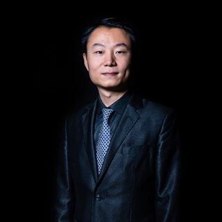 Long Zhou